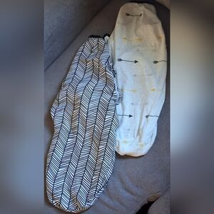 Black and White Patterned Baby Swaddle Set